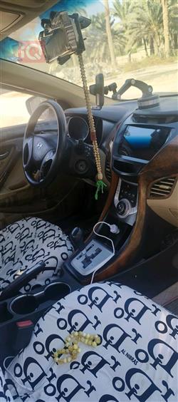 هیوندای ئەلەنترا